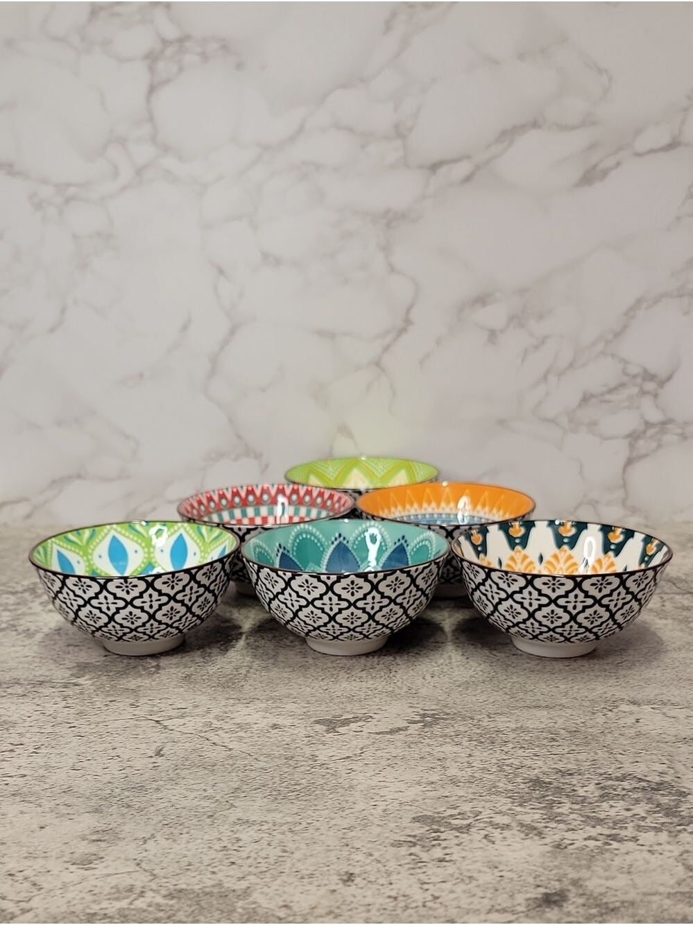Set of six colorful bowls - Picture 5 of 14